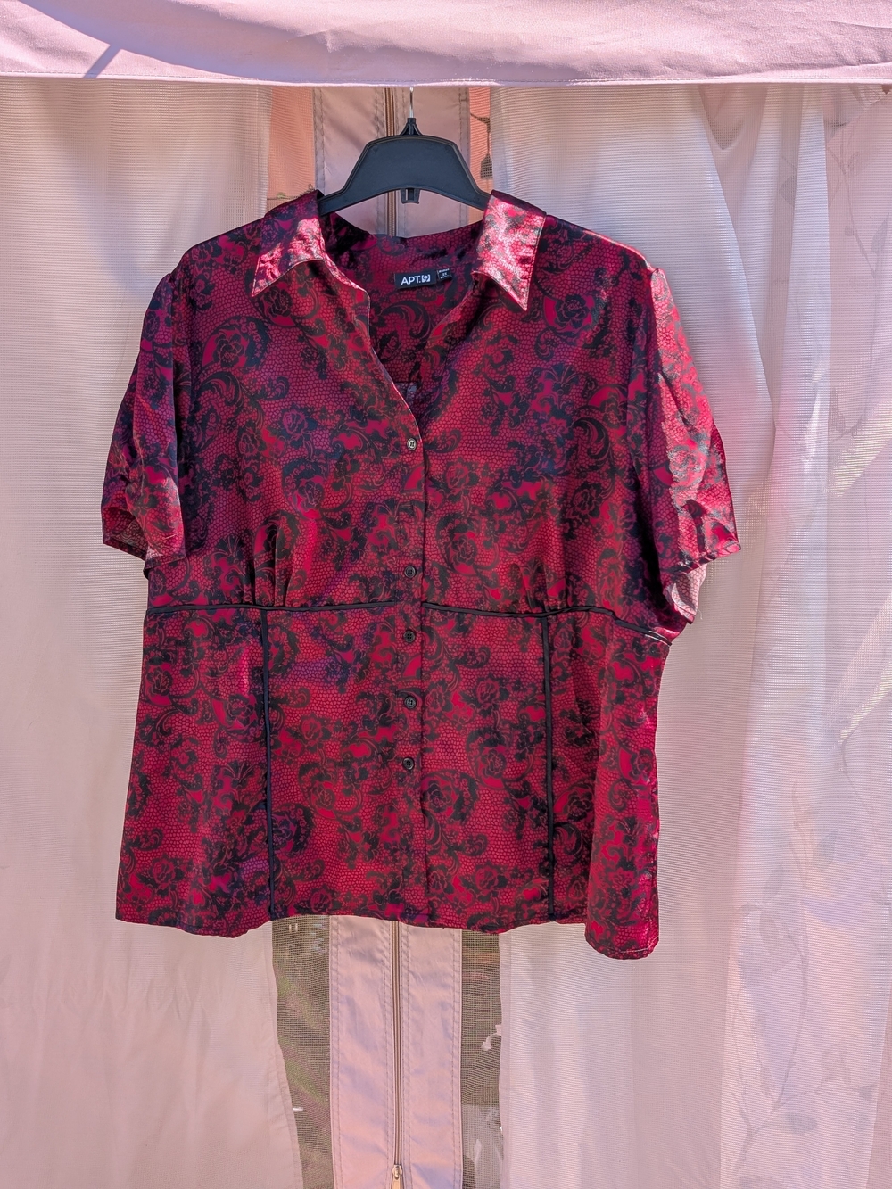 Apt. 9 Red and Black Floral Button-Front Short Sleeve Shirt